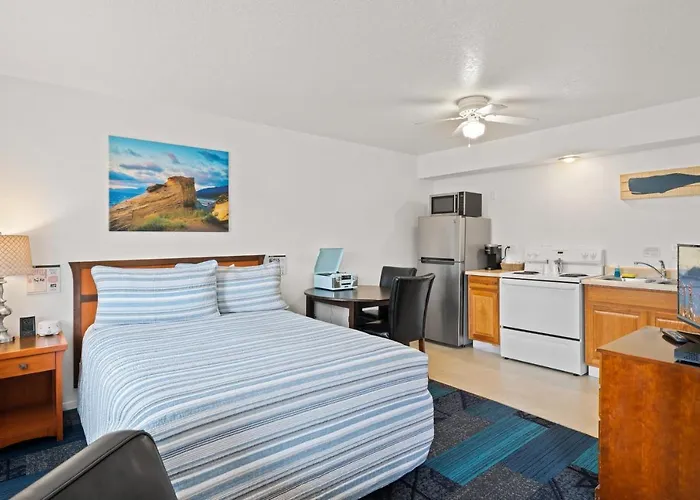 Surf & Sand Inn
